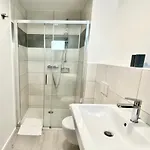 Modernes Apartment, Terrasse Und Garten Am Lilienthalpark Im Suedwesten Berlins Apartment *