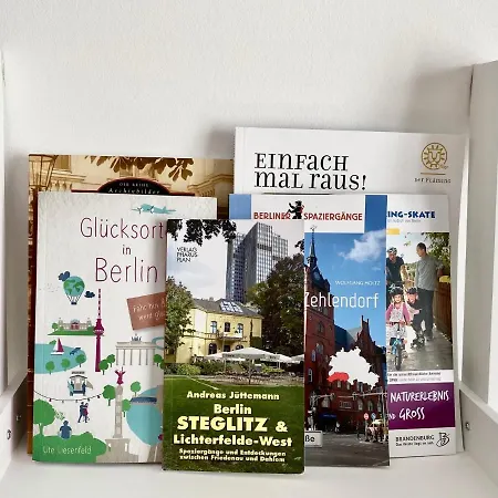 Modernes Apartment, Terrasse Und Garten Am Lilienthalpark Im Suedwesten Berlins 公寓