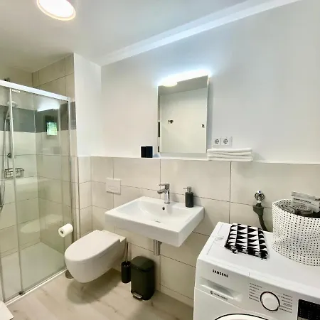 公寓 Modernes Apartment, Terrasse Und Garten Am Lilienthalpark Im Suedwesten Berlins *