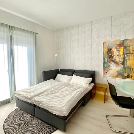 Διαμέρισμα Modernes Apartment, Terrasse Und Garten Am Lilienthalpark Im Suedwesten Berlins Βερολίνο