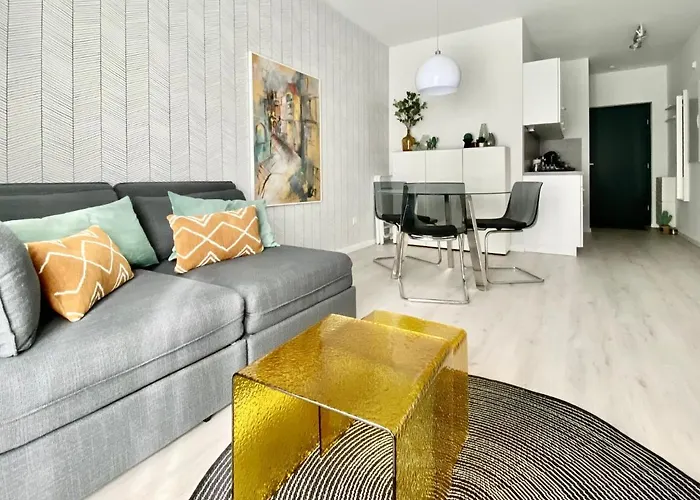 Modernes Apartment, Terrasse Und Garten Am Lilienthalpark Im Suedwesten Berlins Berlin