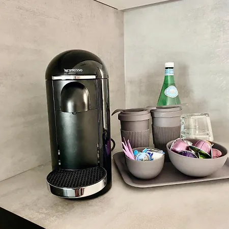 Modernes Apartment, Terrasse Und Garten Am Lilienthalpark Im Suedwesten Berlins * 베를린