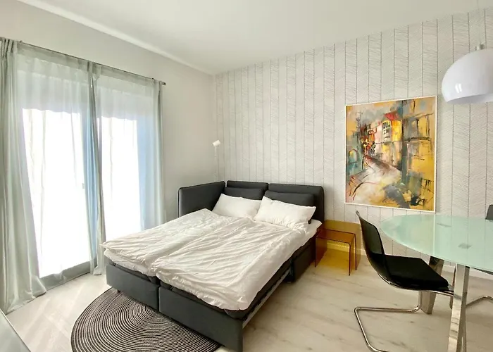 Apartamento Modernes Apartment, Terrasse Und Garten Am Lilienthalpark Im Südwesten Berlins Berlín